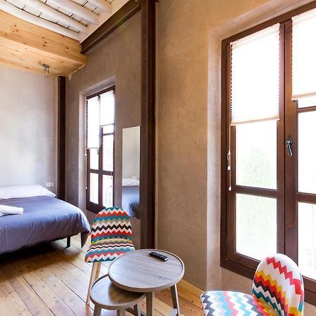 Los Lobos Suites Apartamentos Granada Ngoại thất bức ảnh