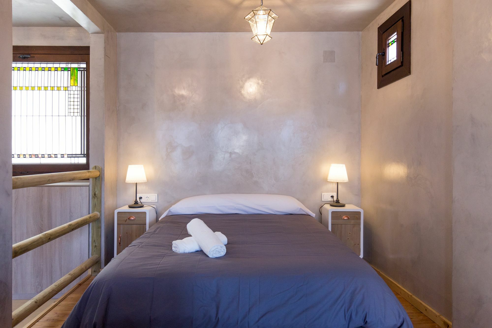 Los Lobos Suites Apartamentos Granada Ngoại thất bức ảnh